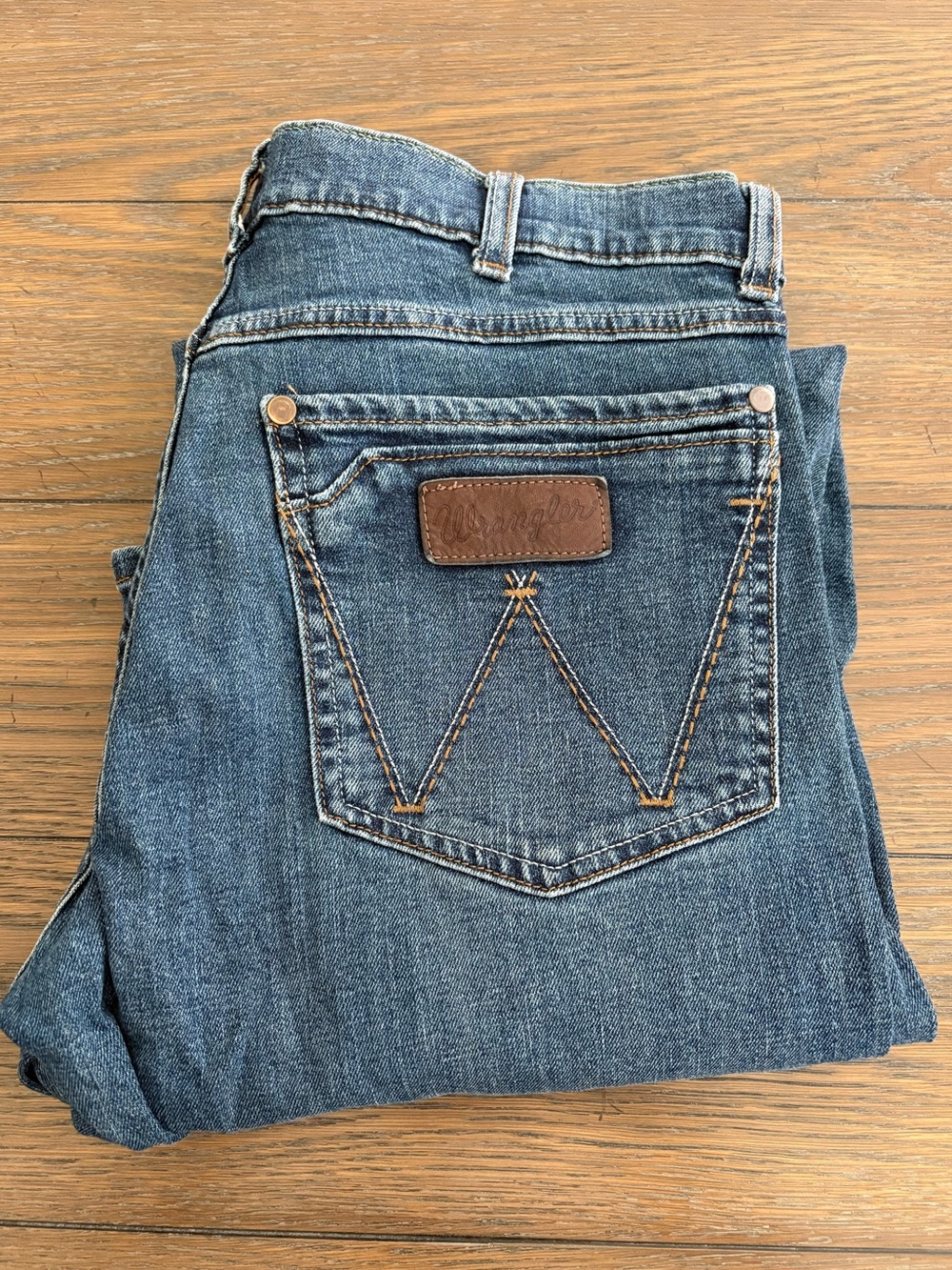 Wrangler Men's ‎ Slim Straight-Leg Denim Jeans in Medium Blue Size 33x35